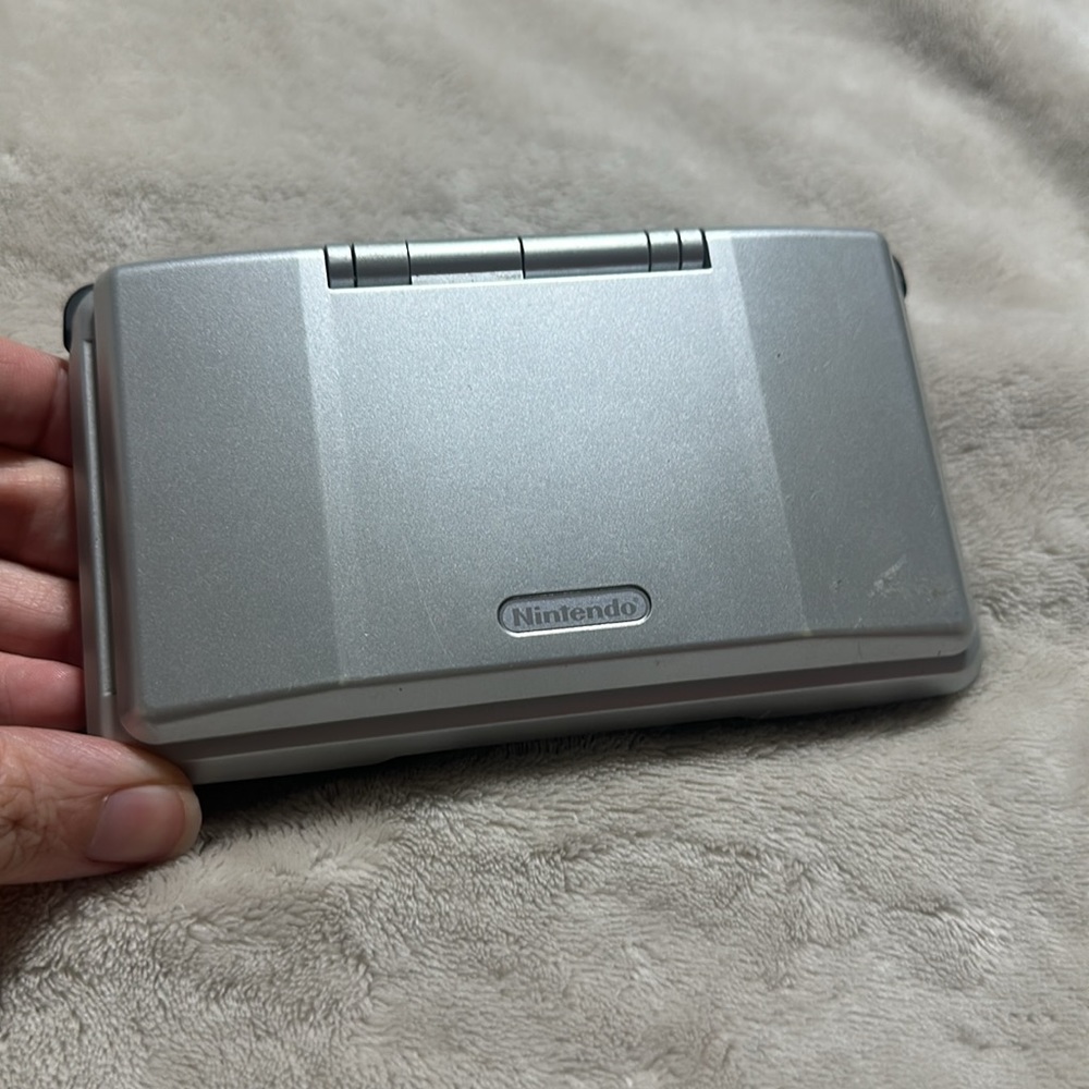 Nintendo DS - Picture 2 of 2
